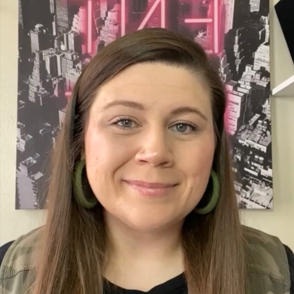 Meet your Posher, Amanda